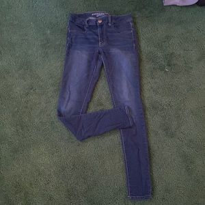 Blue American Eagle skinny jeans. Size 6.